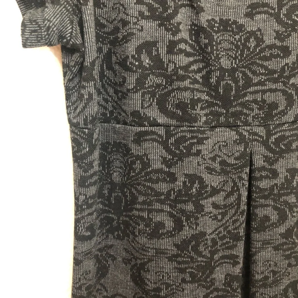 EN FOCUS STUDIO Womens 8 Paisley Short Sleeve Shift Dress Pockets Modest NWOT - Picture 8 of 15